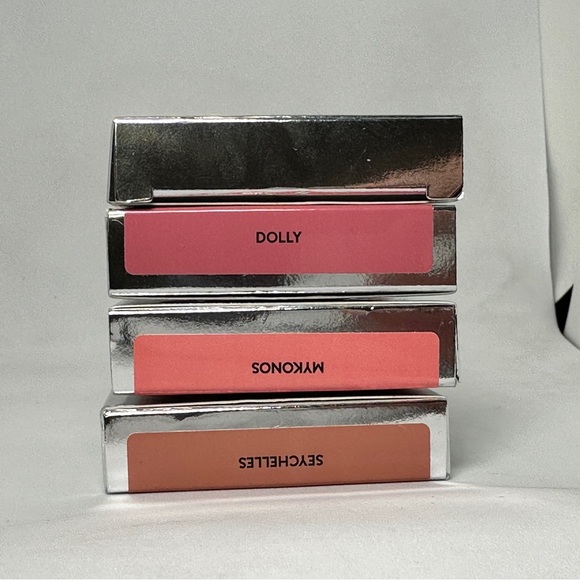 BUXOM WANDERLUST™ BLUSH W/ PRIMER-INFUSED  NIB - Picture 2 of 13